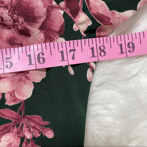 🔥SOLD🔥 Boutique Floral Rouched Midi Dress Green Pink S-L - Picture 13 of 15
